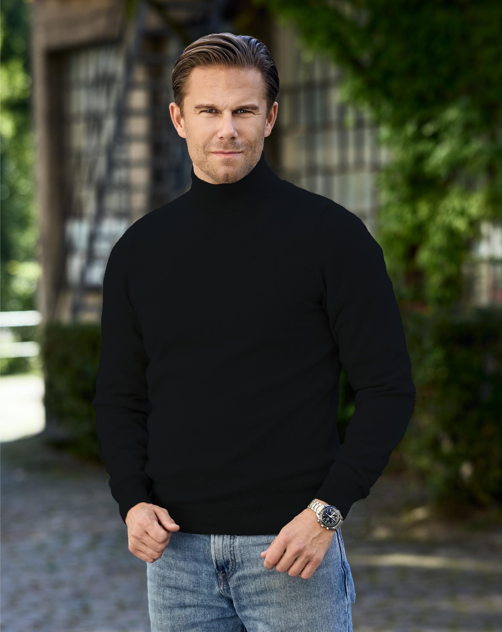 Men M Neck Plain White