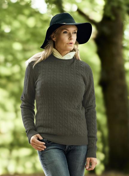 Women Crew Neck Cable Brown